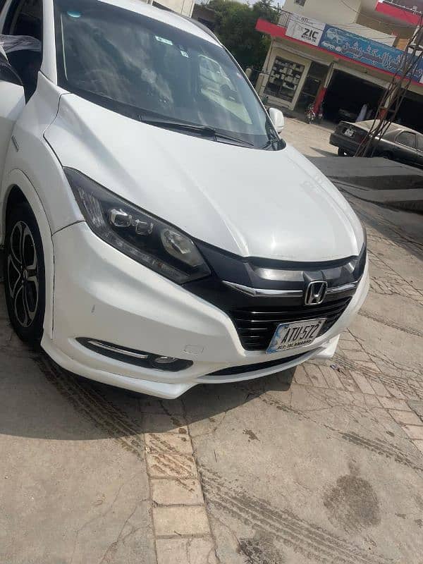 Honda Vezel 2015 Z pkg tottal genuine 0