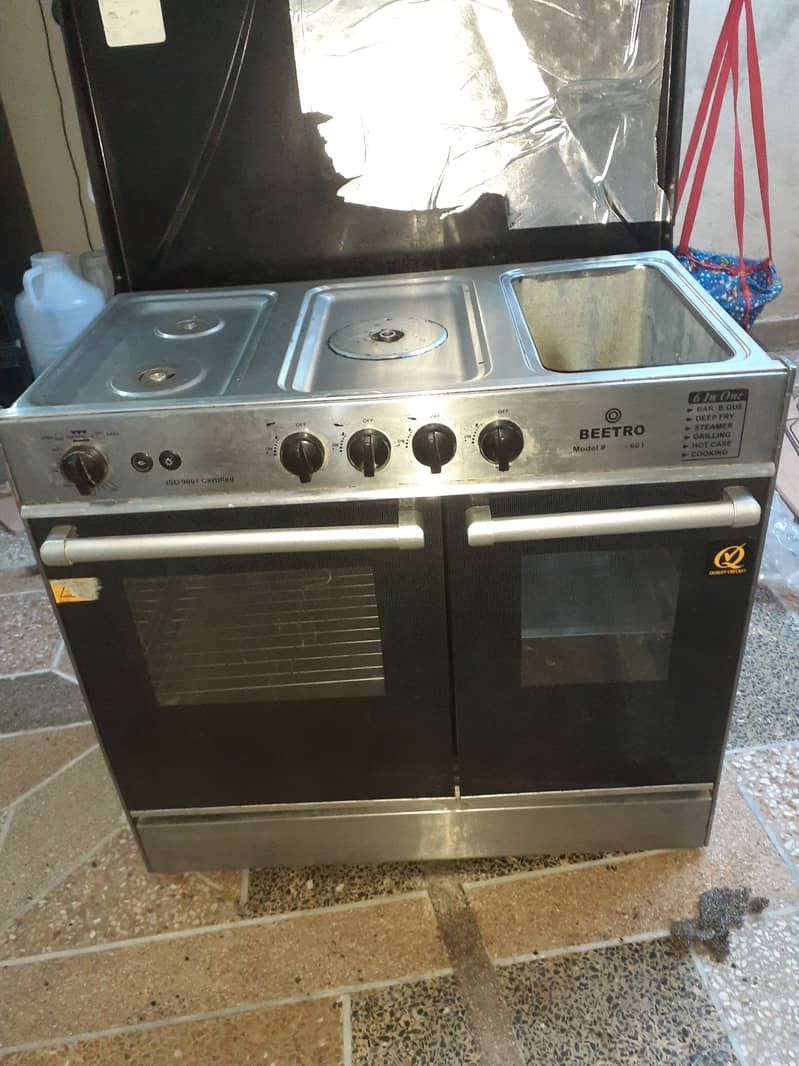 Cooking range for sale like new contion 6