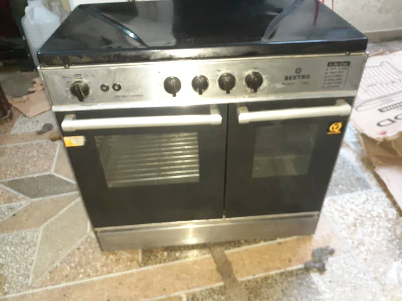 Cooking range for sale like new contion 9