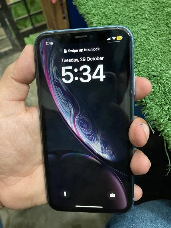 IPhone xr 128gb sim working 4