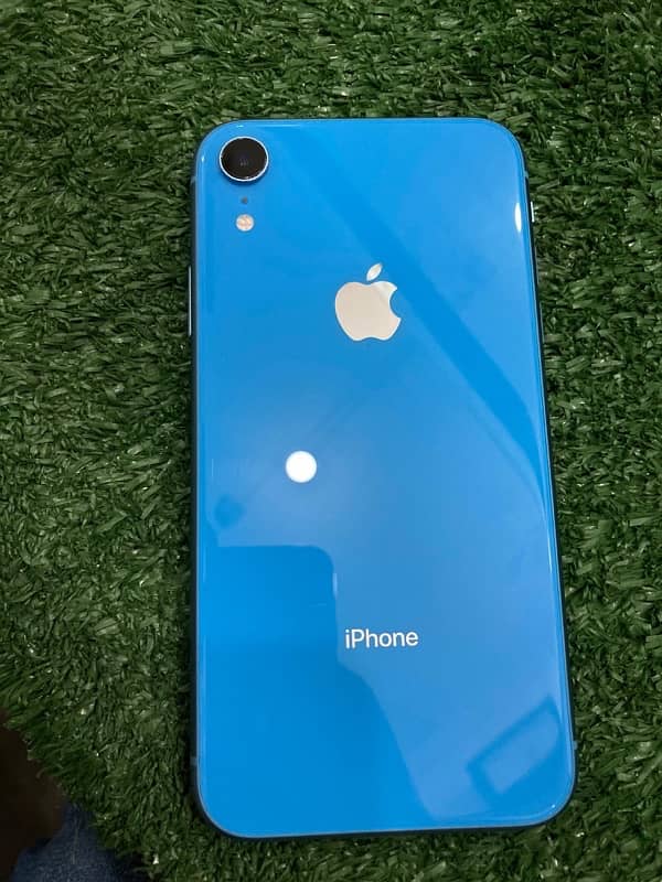 IPhone xr 128gb sim working 5