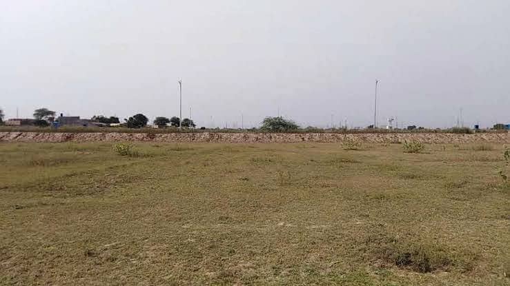 1 Kanal plot for sale -Ideal Location, perfect for building your dream home 3