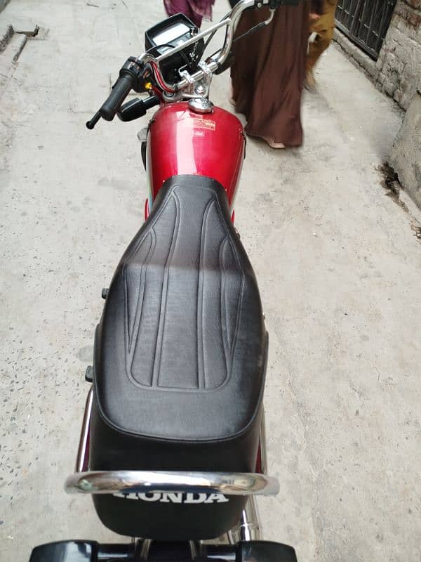 Honda CD 70 model 2024 condition 10/10 Runing 1000km 0