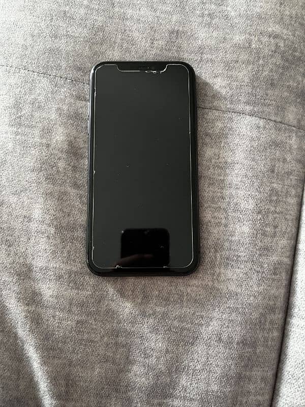 iPhone 11 128gb pta approved 1