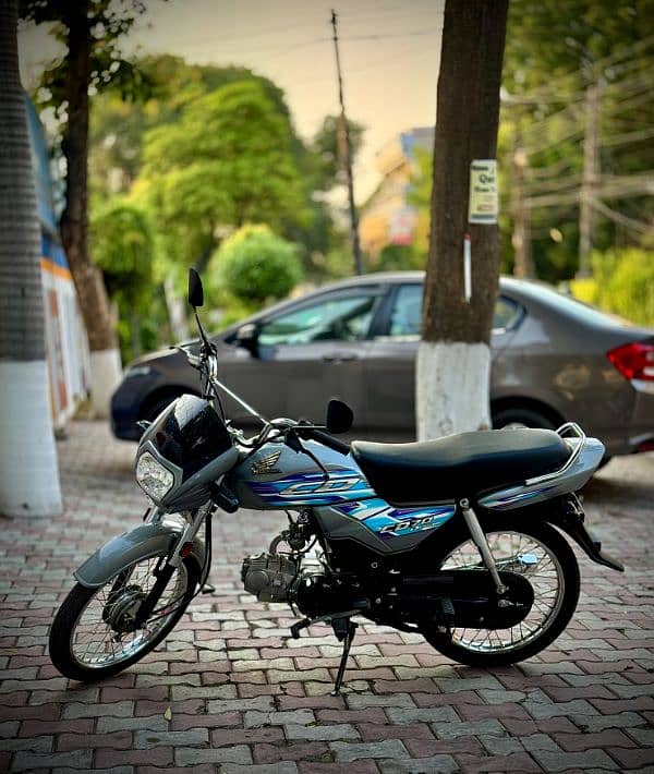 Honda CD 70 Dream 2024 0