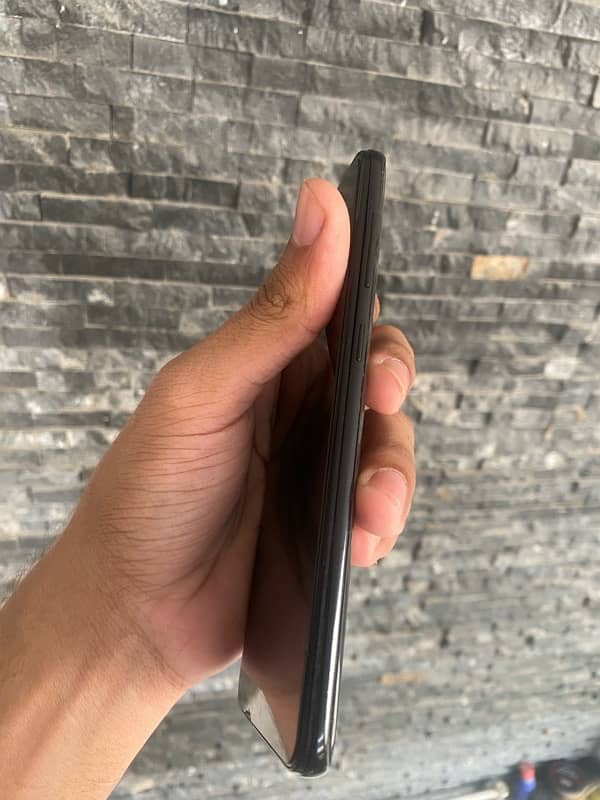 Samsung a20 urgent sale reasonable price 3