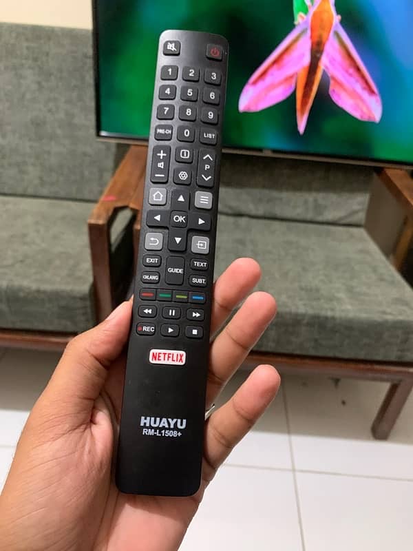 Tcl smart led good condition 40'' No fault using in home (Just call me 4