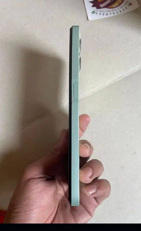 realme c35 4/128 mint green color 4