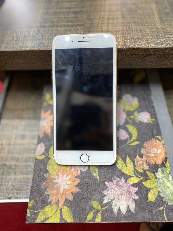 iPhone 7 plus condition 10 by 10 no ln pta 128 GB urgent sale 3