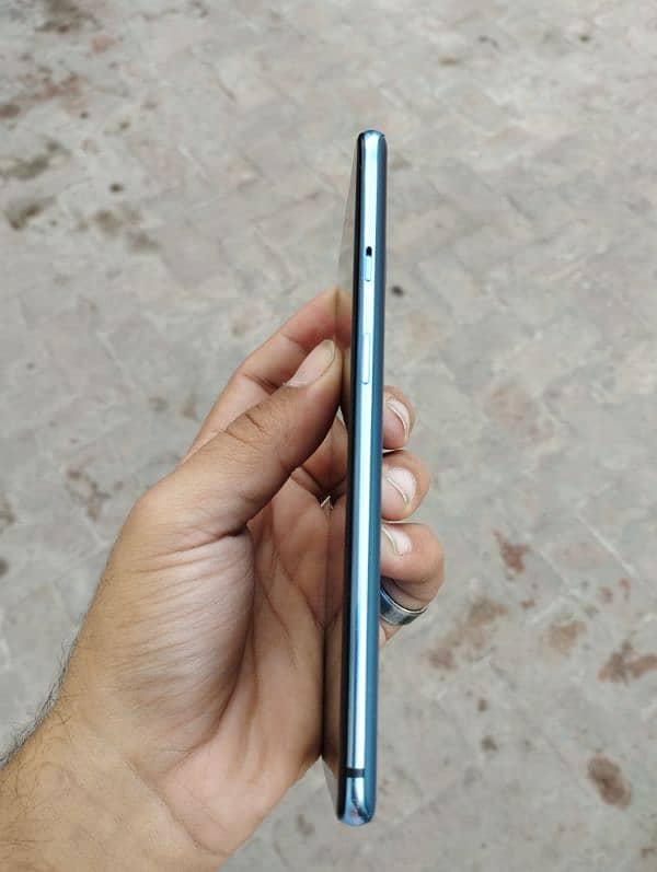 OnePlus 7T almost new condition for sale 1