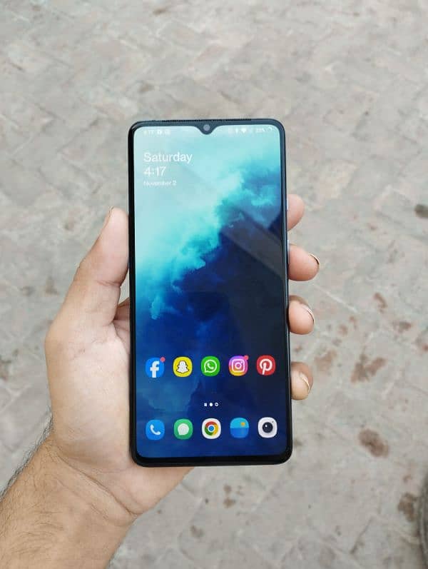 OnePlus 7T almost new condition for sale 4