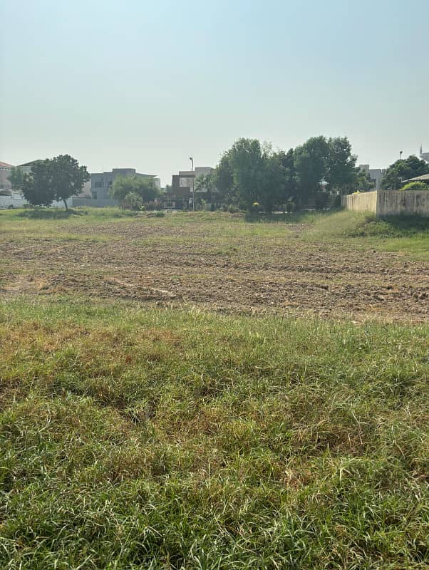 1 Kanal plot for sale -Ideal Location, perfect for building your dream home 5