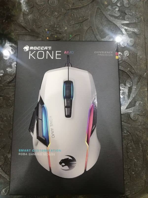 Roccat Kone Aimo Remastered Gaming Mouse 4