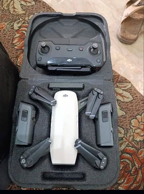 DJI spark combo for sale with complete accessories. 4