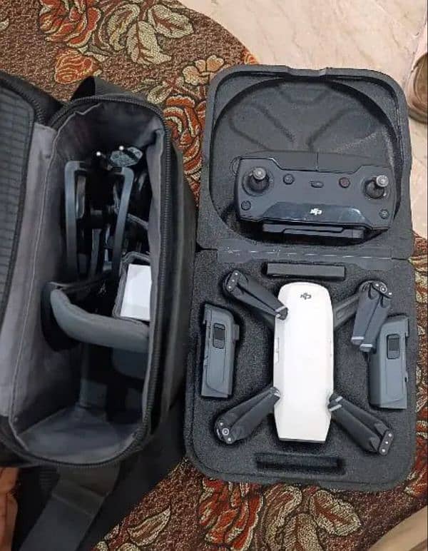 DJI spark combo for sale with complete accessories. 5