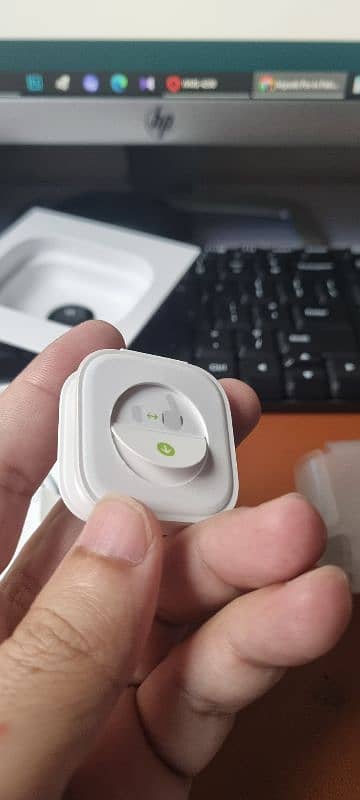 Apple AirPods Pro 1 Gen 5