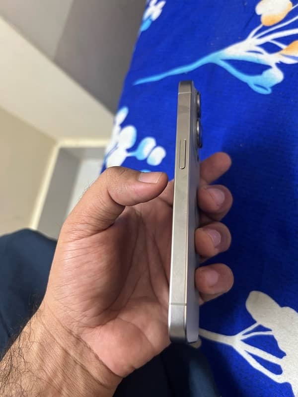 iPhone 15 pro 512gb 2