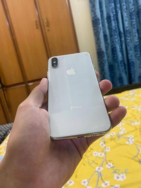 iPhone xs 256gb pta 3