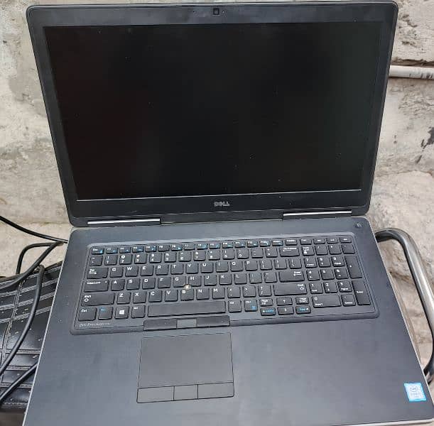 Dell Precision 7710 Workstation and gaming pc 1