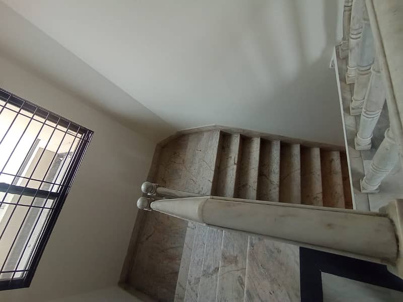 2 Kanal Upper Portion With Separate Gate Available For Rent In S Block DHA Phase 2 Lahore 4