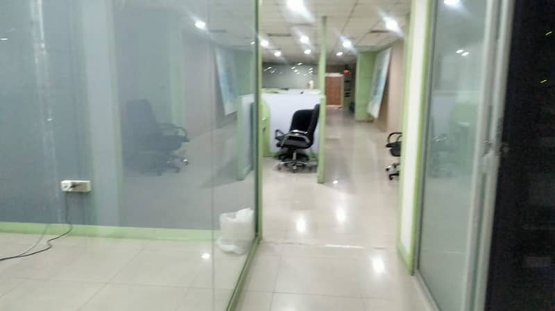 I-9 5000 SQ. FEET GROUND FLOOR BEST FOR SOFTWARE HOUSES ACs,SECURITY & CAR PARKING INCLUDED REAL PICS ATTACHED NEAR TO METRO STOP 11