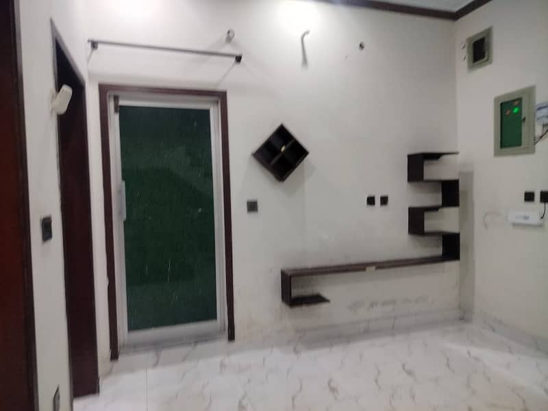 5 MARLA UPR PORTION FOR RENT IN BAHRIA TOWN LAHORE 0