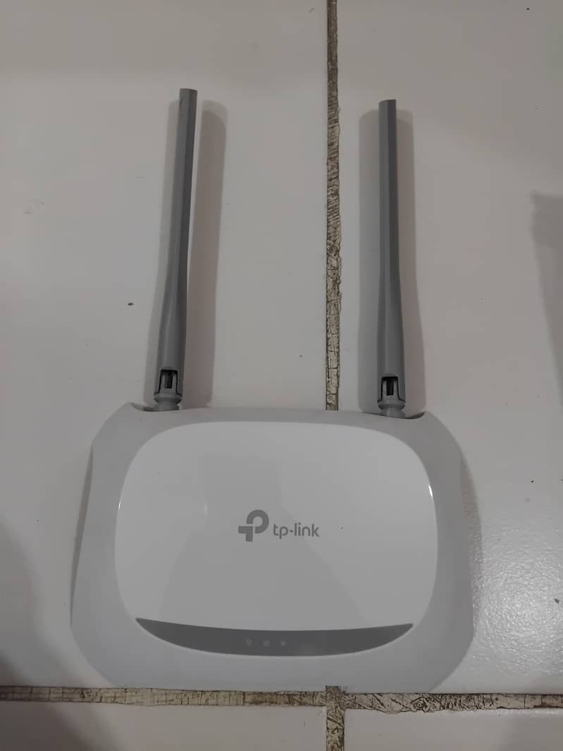 Tp link wireless router 300 mbps for sale 0