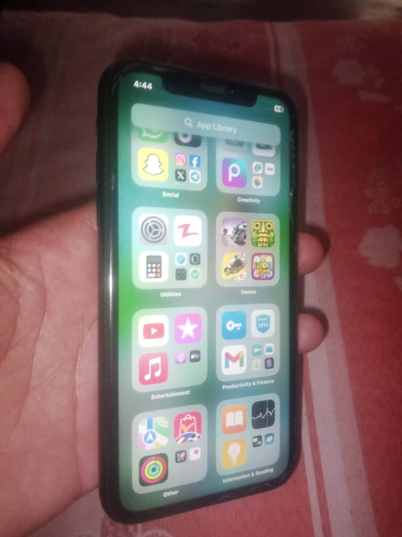 Iphone XR 0