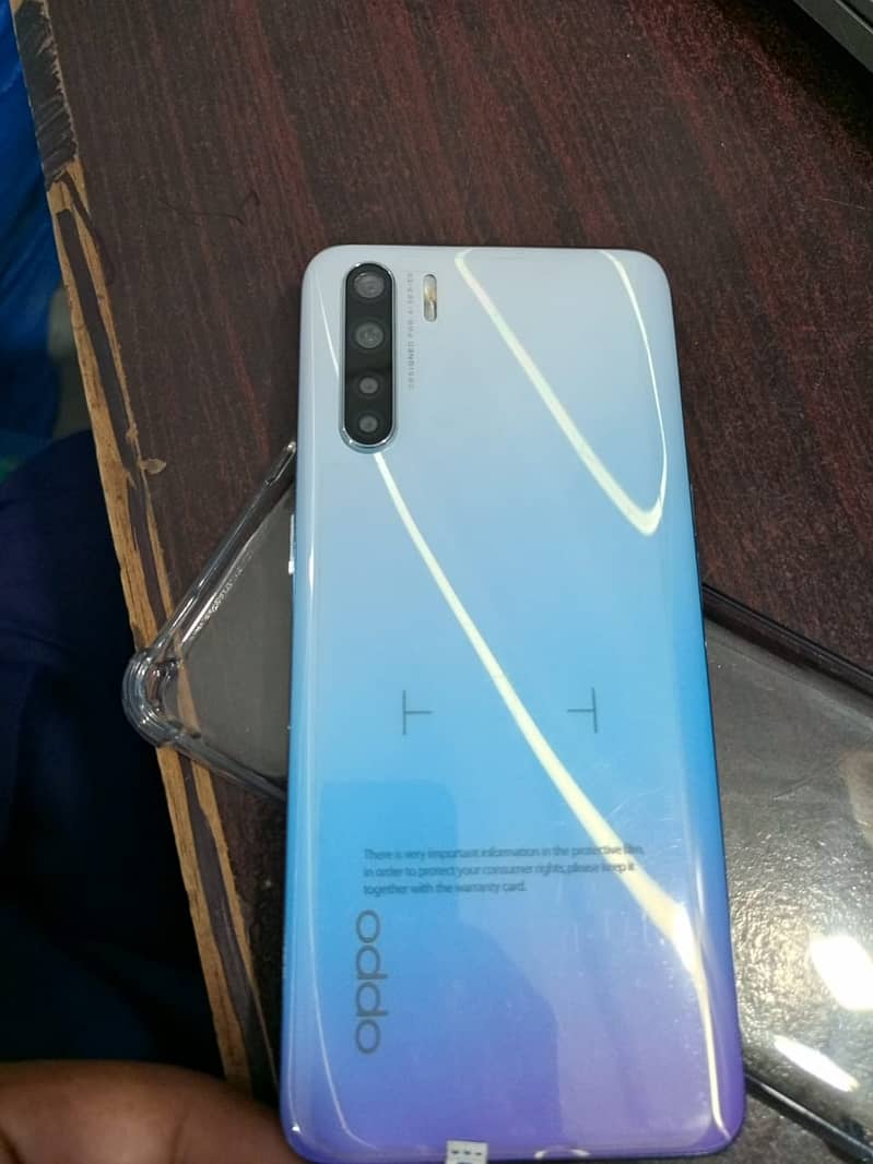 oppo f 15 4