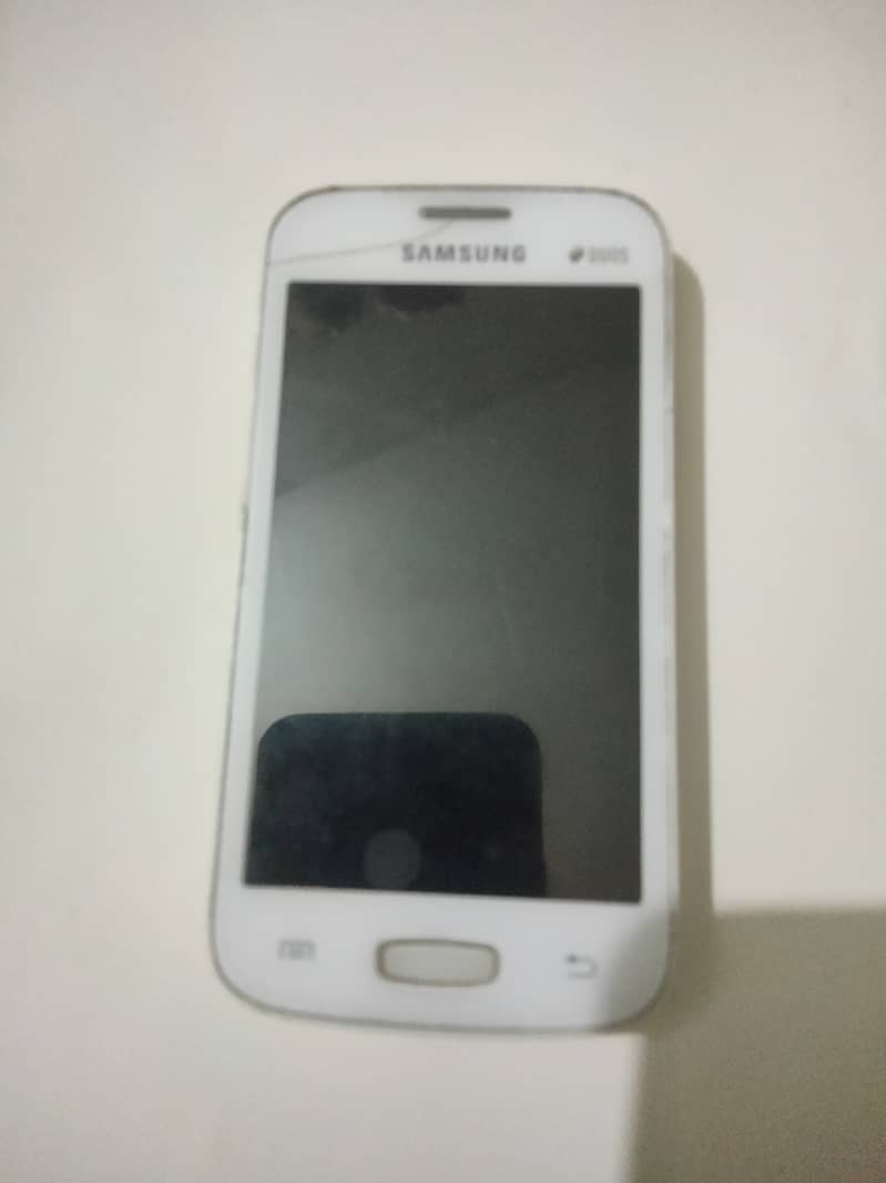 SAMSUNG Model GT-S6272 0