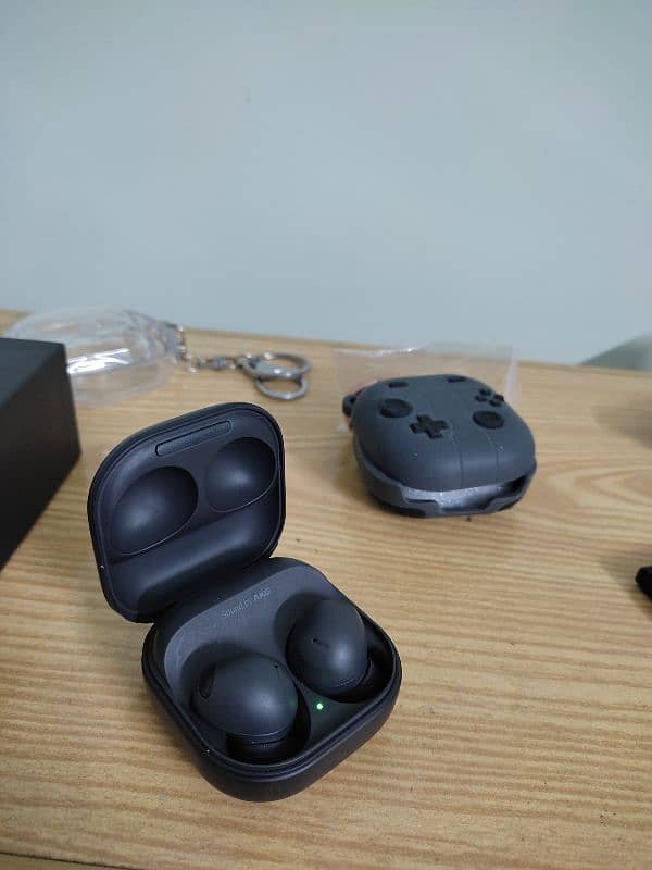 Samsung Galaxy Buds2 Pro 1