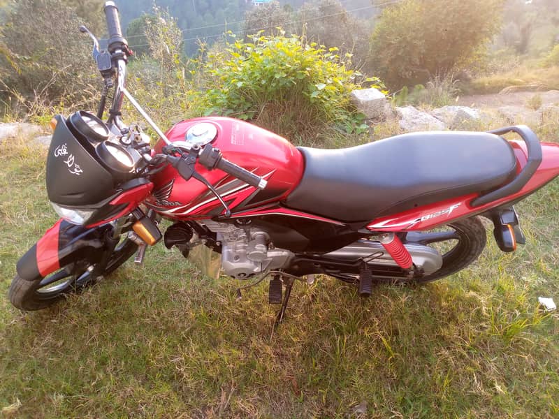 Honda CB 125F (2020) special edition 13