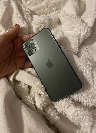 iPhone 11 Pro Max (256GB, PTA Approved) - Midnight Green 3