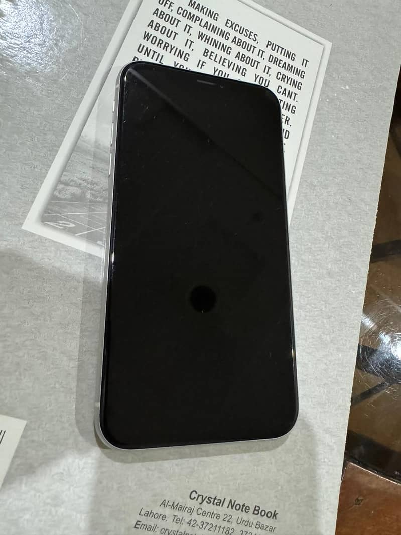 iPhone xr fu 64gb all okay just displya ma miner black nishan ha 1