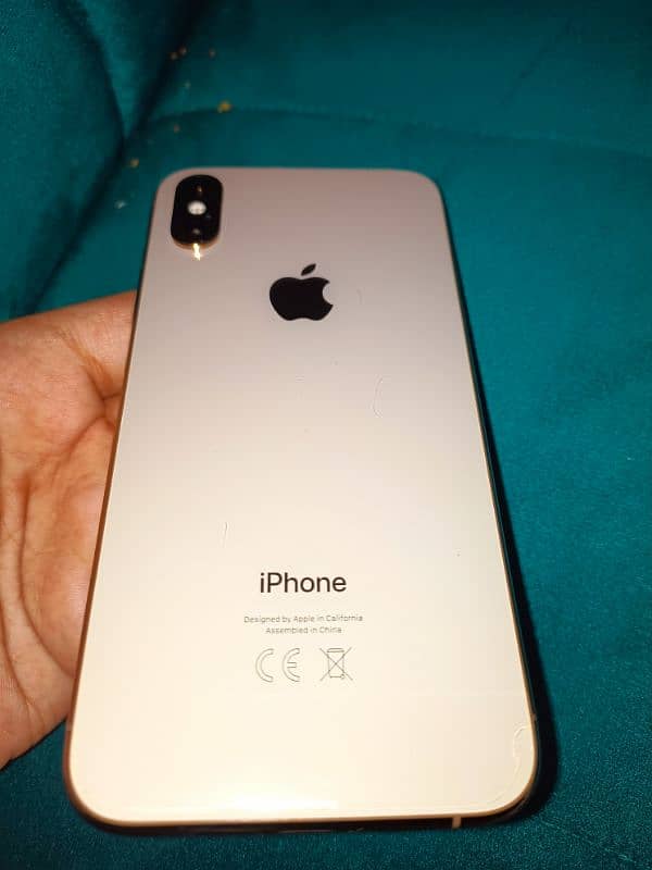 IPHONE XS PTA APPROVED 64 GB GOLD 2