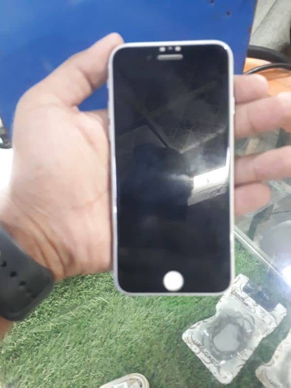 I phone 7 Non PTA 1