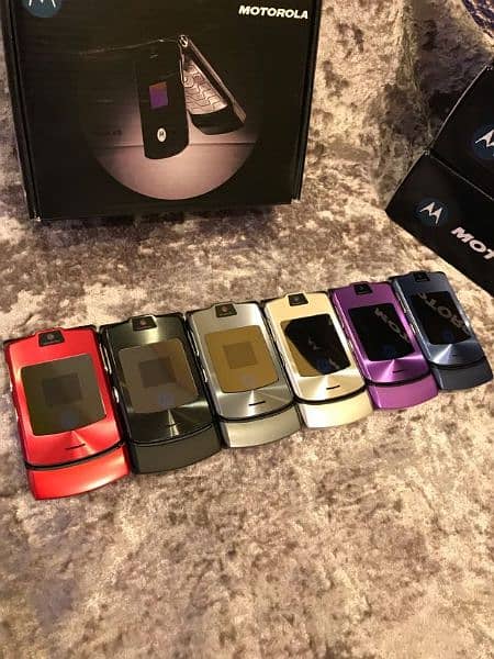 MOTOROLA V3I RAZR FLIP PINPACK 1