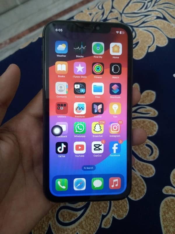 IPHONE 11 PRICE KM HO JAAE GE 5