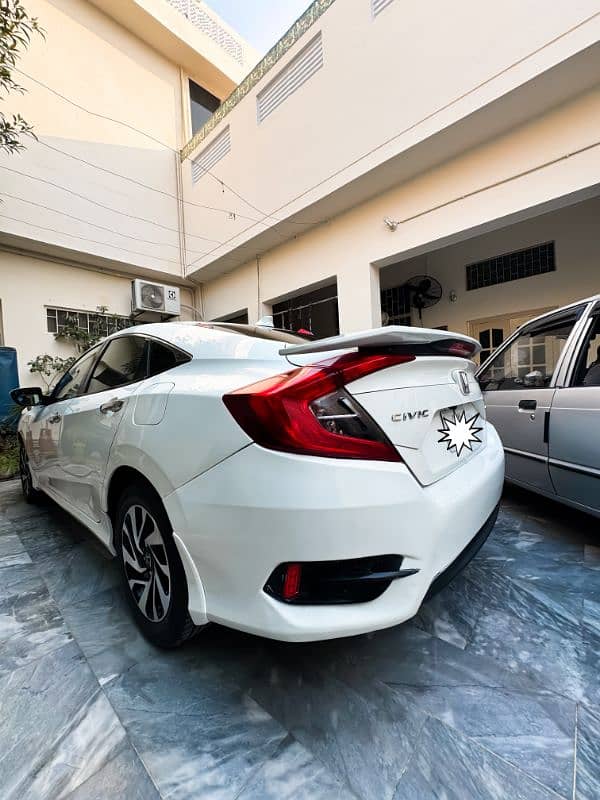 Honda Civic Oriel 2016 15