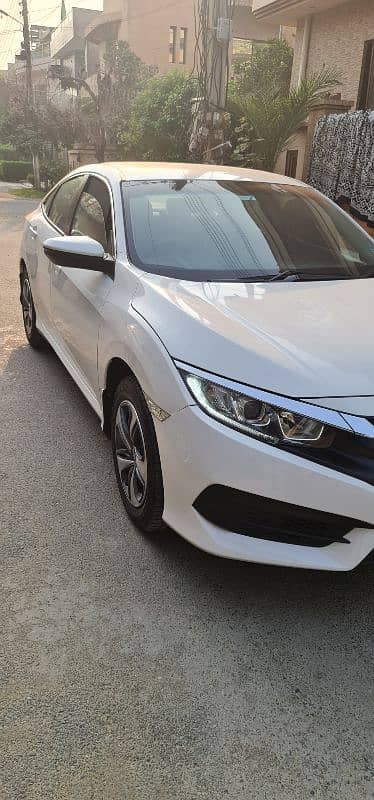 Honda Civic 1.8L I-VTEC Tafetta White 2019 Nov 0