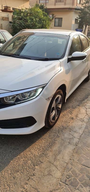 Honda Civic 1.8L I-VTEC Tafetta White 2019 Nov 2