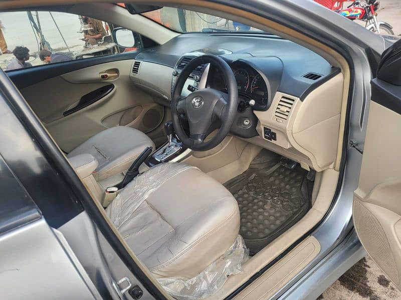 Toyota Corolla GLI 1.6 automatic 2011 5