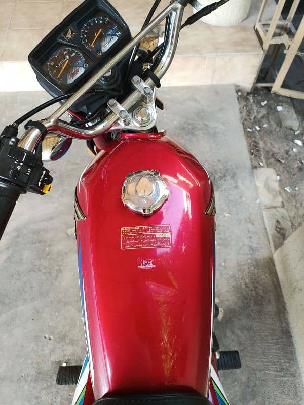 I am selling Honda 125G 2022 7