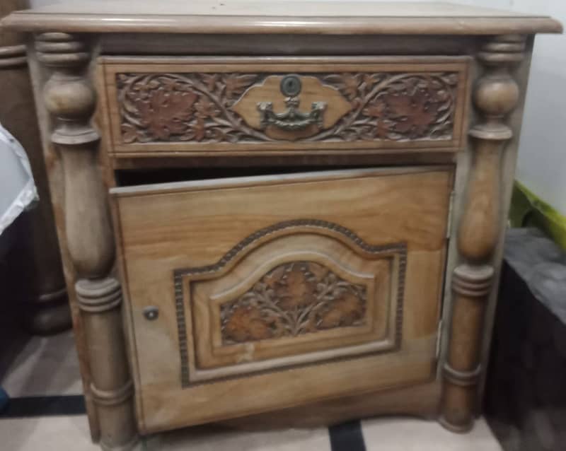 Bedroom set for sale 8