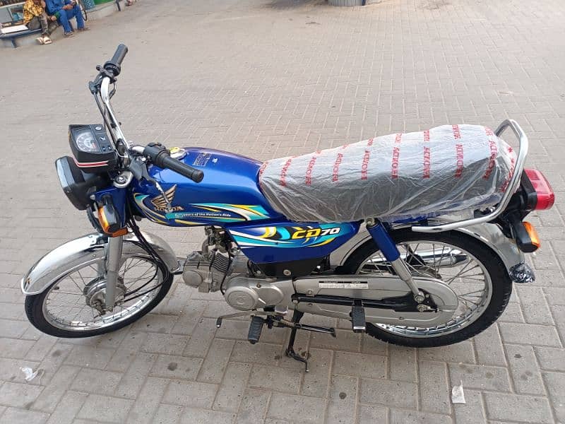 Honda 70 new condition 100% genuine only call no olx chat 0