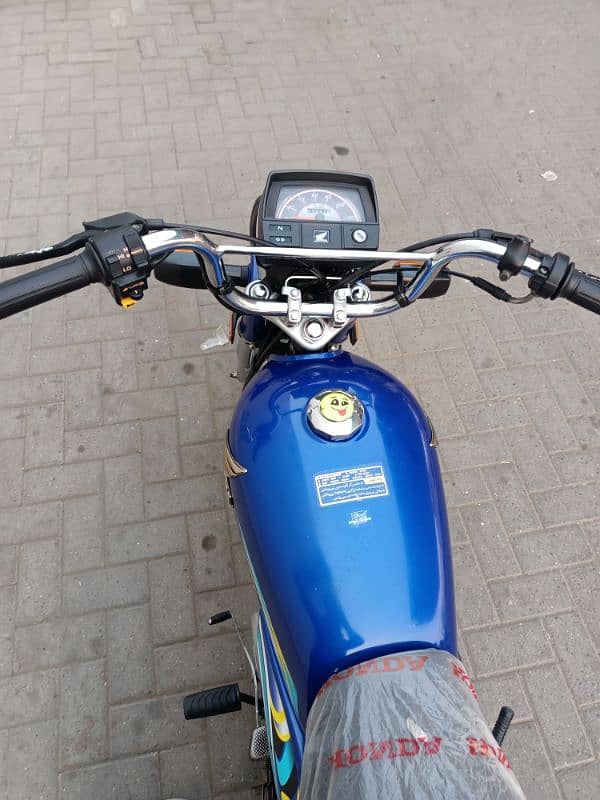 Honda 70 new condition 100% genuine only call no olx chat 14