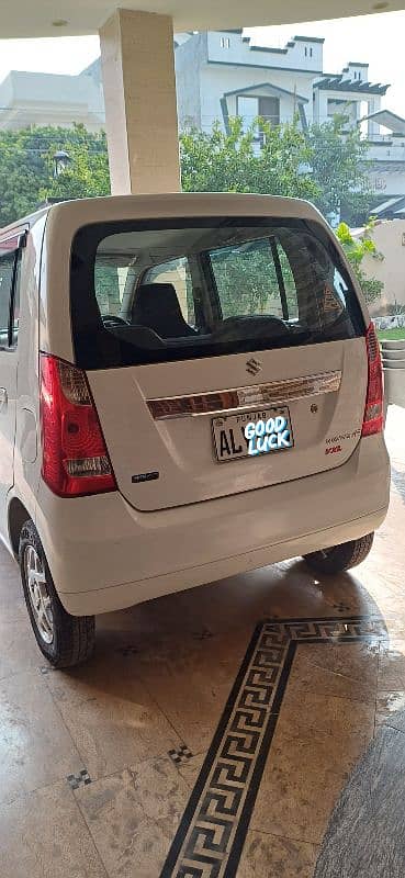 Suzuki Wagon R 2022 1