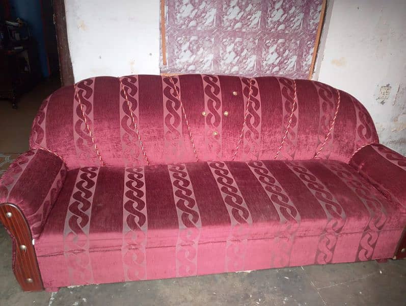 5 Seater Sofa for urgent sale 1