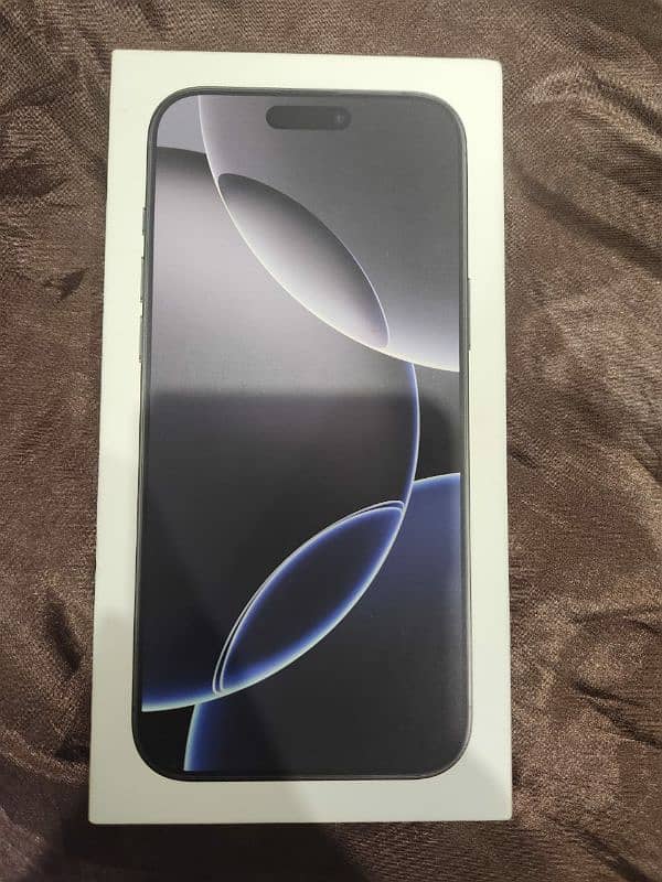 Apple Iphone 16 promax 512gb Black Titanium 0