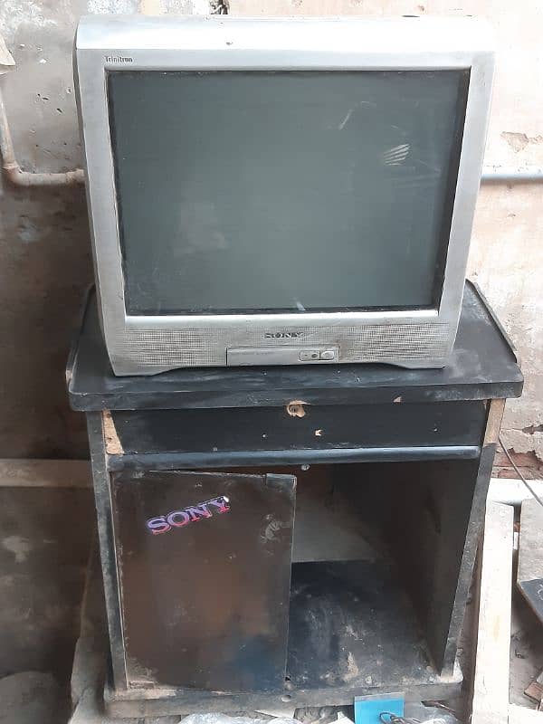 Sony TV with trolly 0